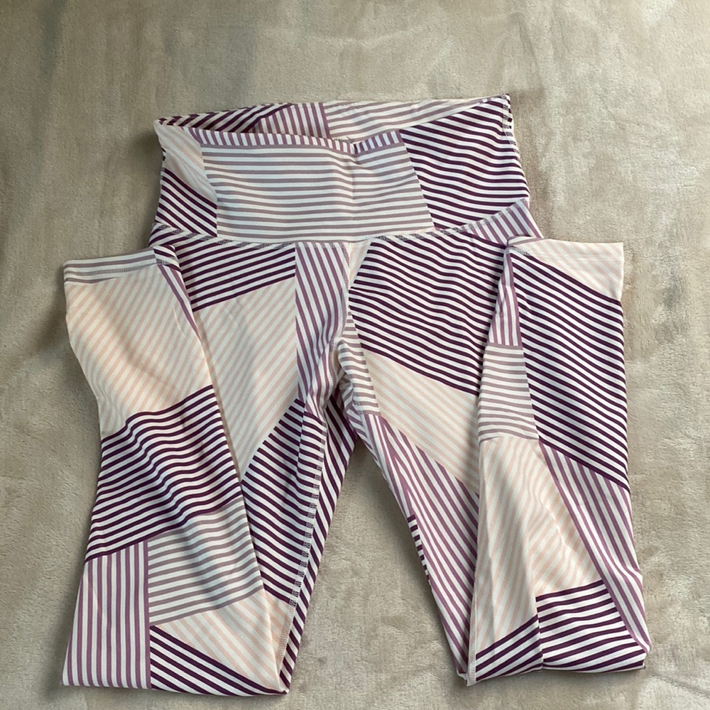 Old Navy Women’s Leggings size Large